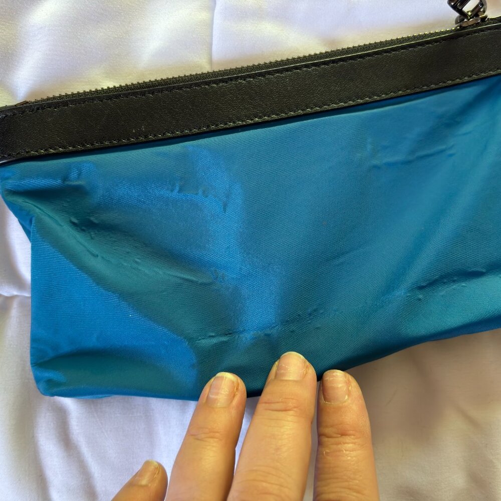 Authentic Burberry pouch - Picture 3 of 10